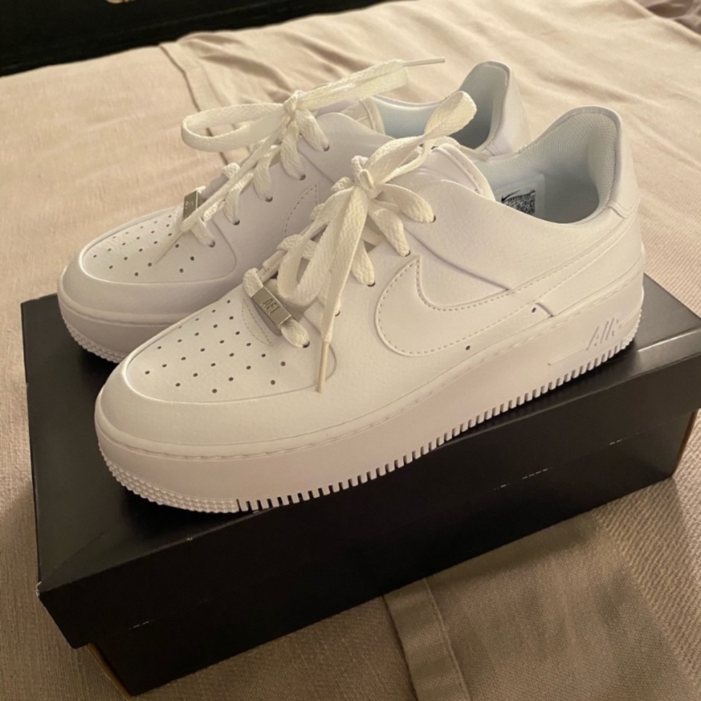 Nike Air Force 1 Sage Platform 8.5